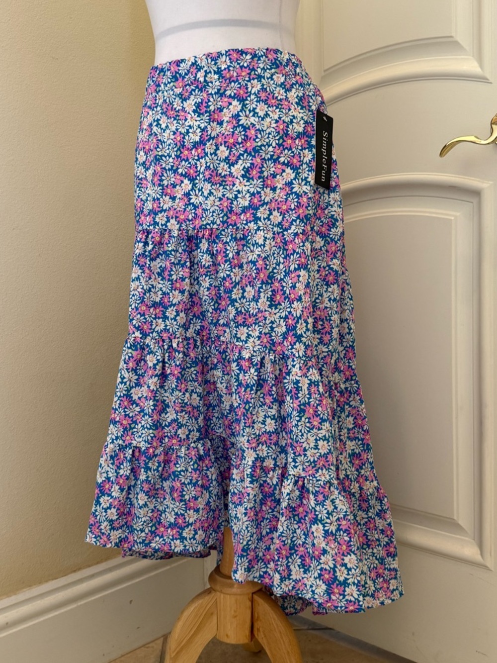 New - Simple Fun floral boho style hi low maxi skirt